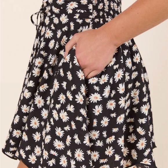 Pink Lily Black Floral Print Skort - Picture 10 of 10